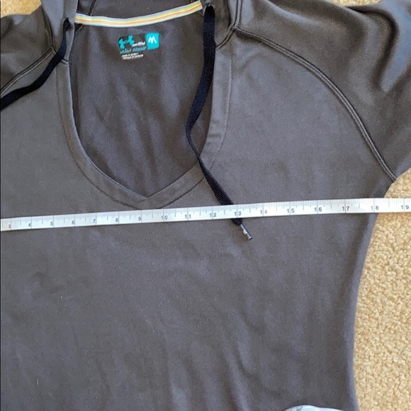 Fitted hoodie by UNDER ARMOUR (5324) - Picture 7 of 10